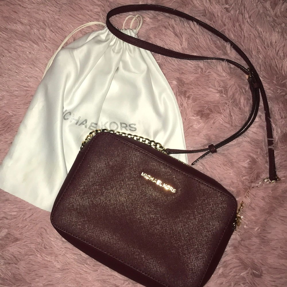 Jet set large Saffiano leather crossbody